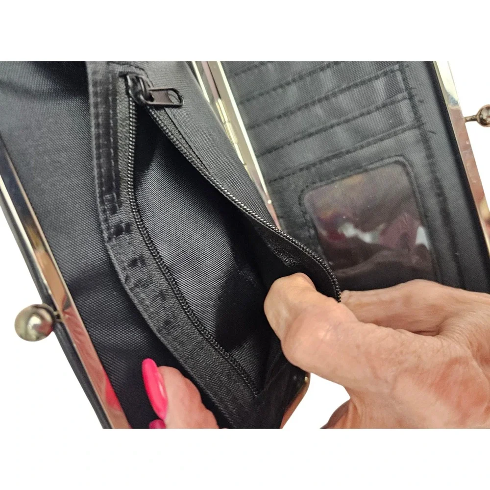 The‎ Nightmare Before Christmas Sally Face Wallet Clutch Kiss Lock